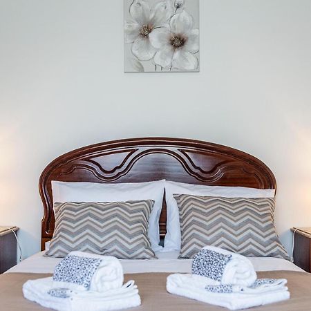 Moradia Vigia Apartment Nazare Bagian luar foto